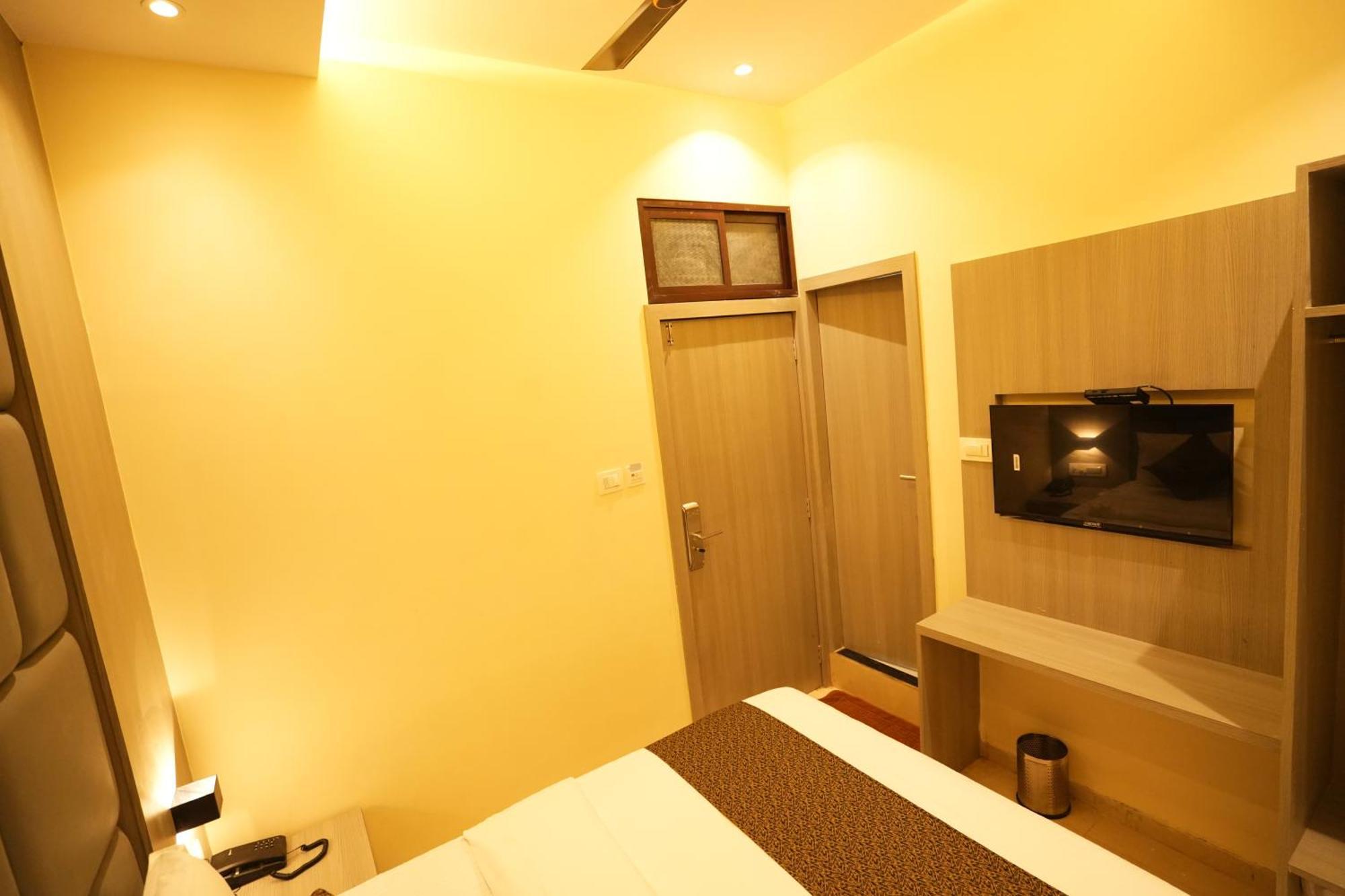Hotel Boston Mumbai Exterior foto
