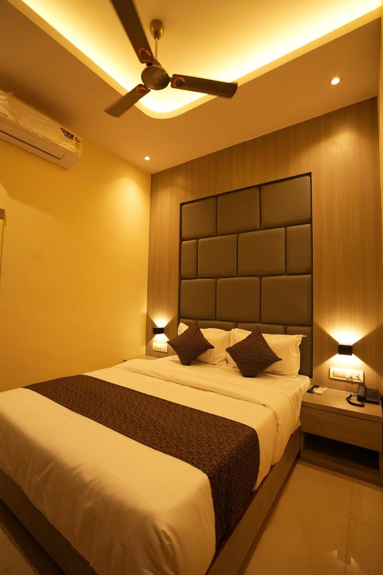 Hotel Boston Mumbai Exterior foto