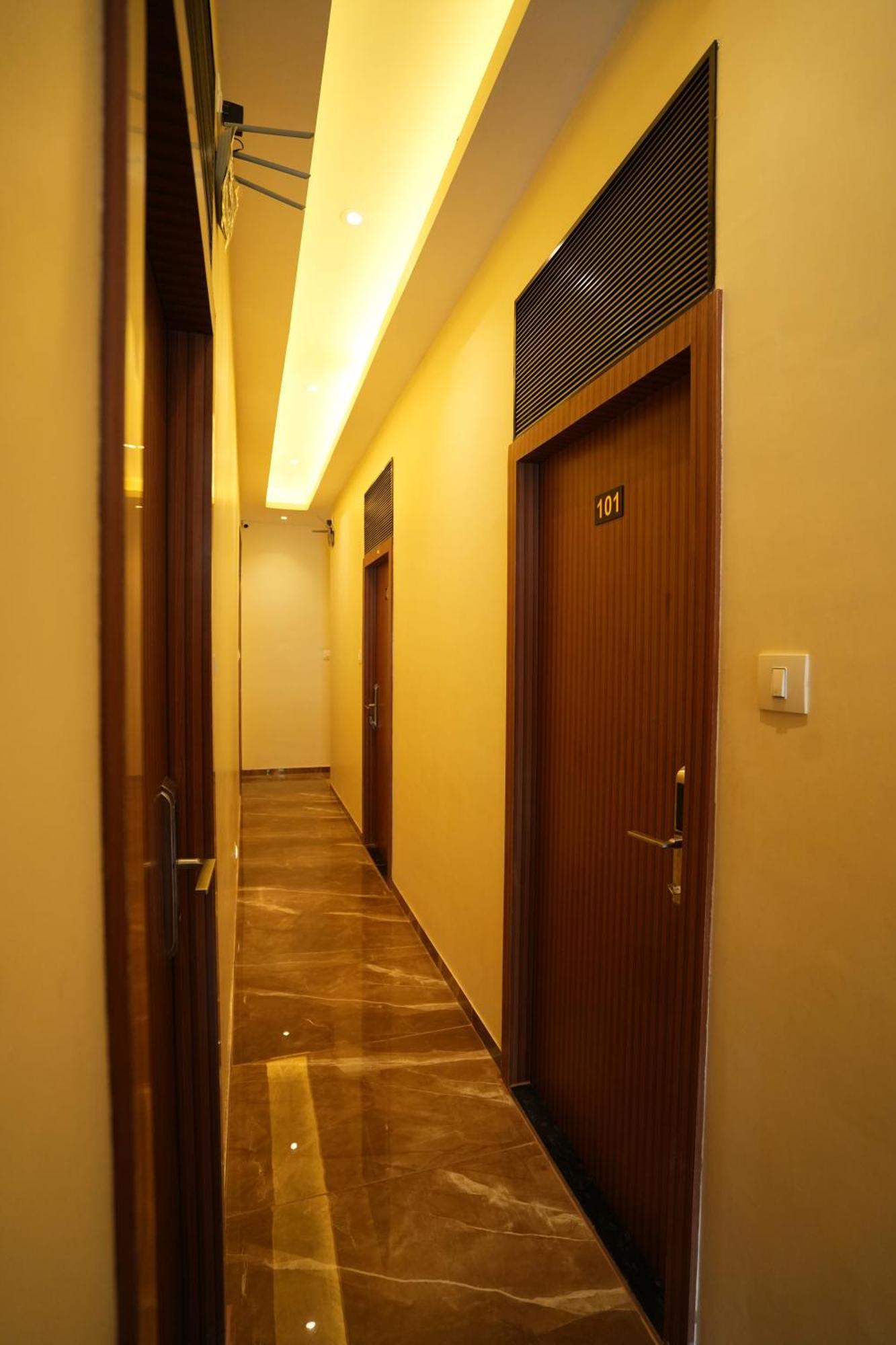 Hotel Boston Mumbai Exterior foto