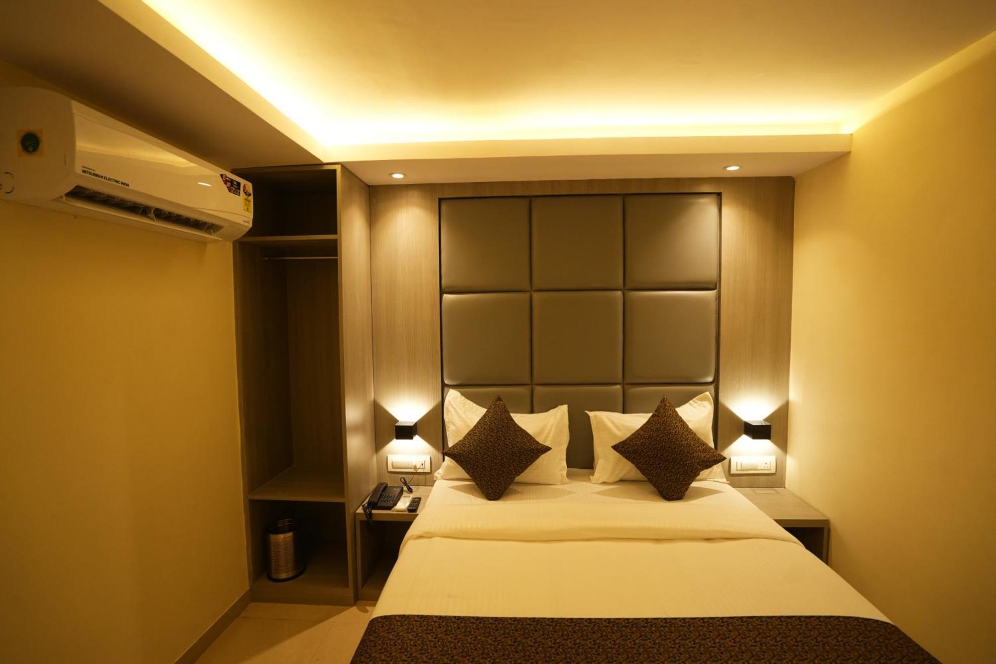 Hotel Boston Mumbai Exterior foto